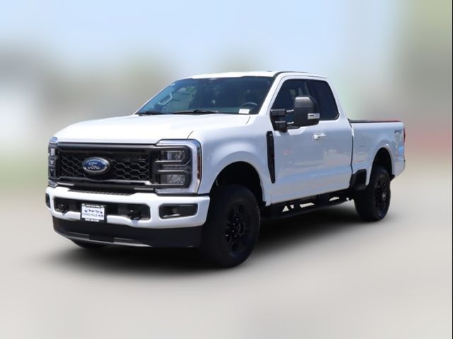 2024 Ford F-350 XLT