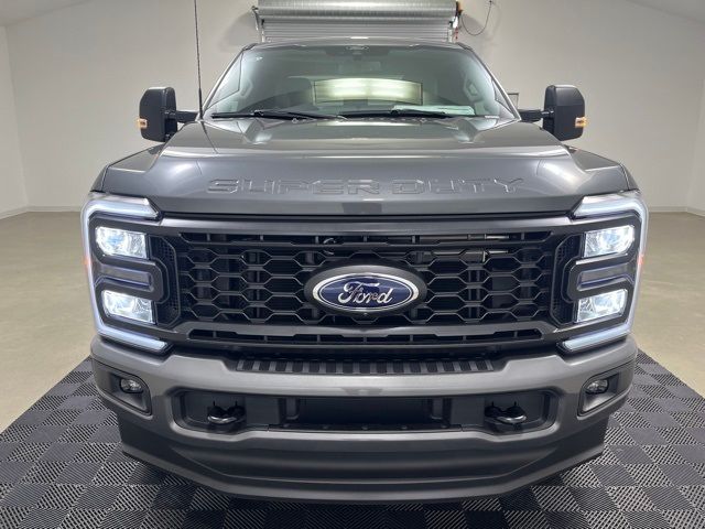 2024 Ford F-350 XLT