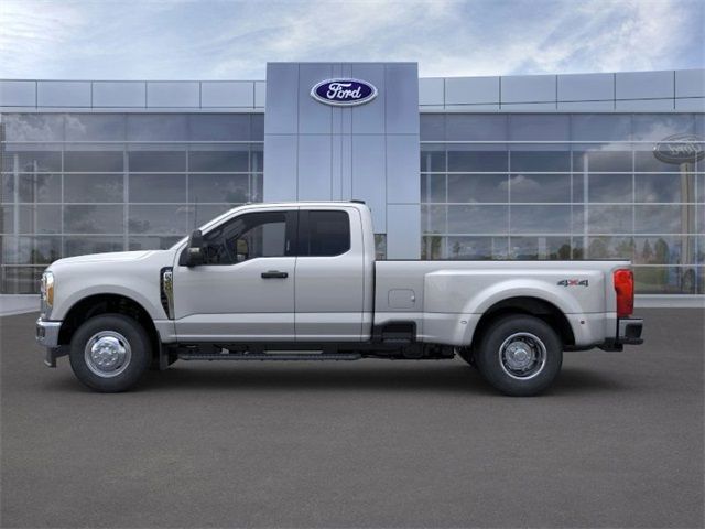 2024 Ford F-350 XLT