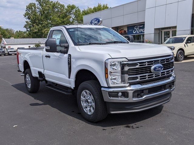 2024 Ford F-350 XLT