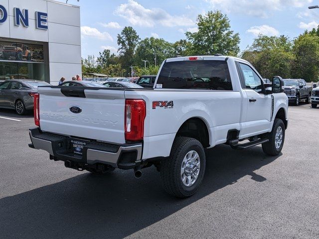 2024 Ford F-350 XLT