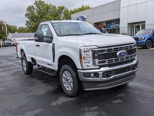 2024 Ford F-350 XLT