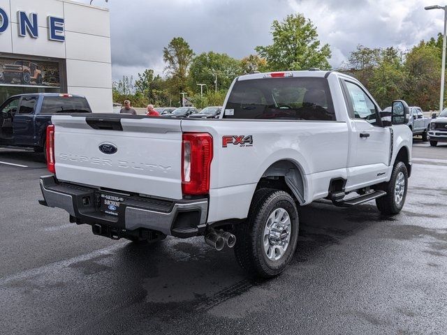 2024 Ford F-350 XLT