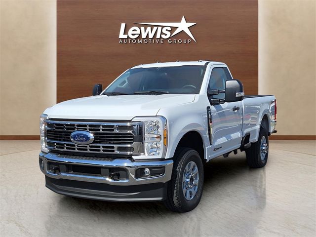 2024 Ford F-350 XLT