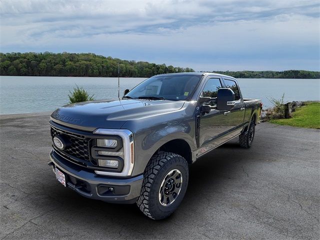 2024 Ford F-350 Lariat