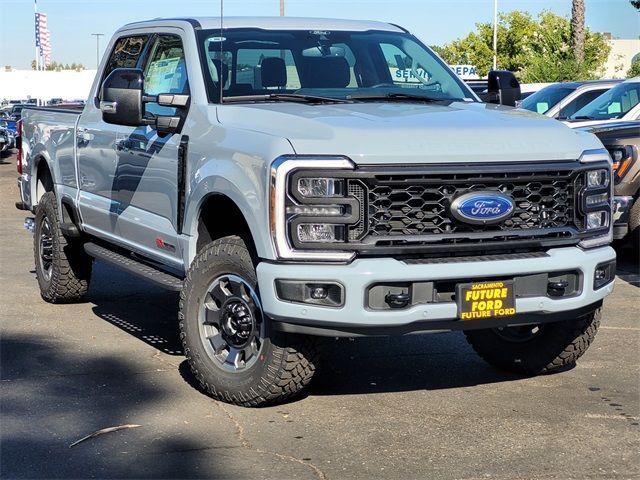 2024 Ford F-350 Lariat