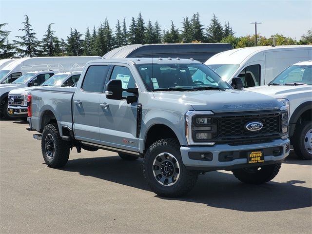 2024 Ford F-350 Lariat