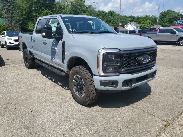 2024 Ford F-350 Lariat