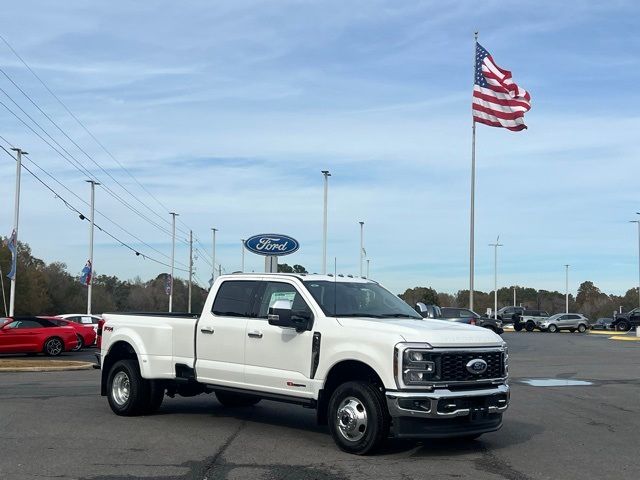 2024 Ford F-350 Lariat