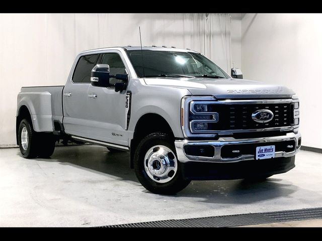 2024 Ford F-350 Lariat