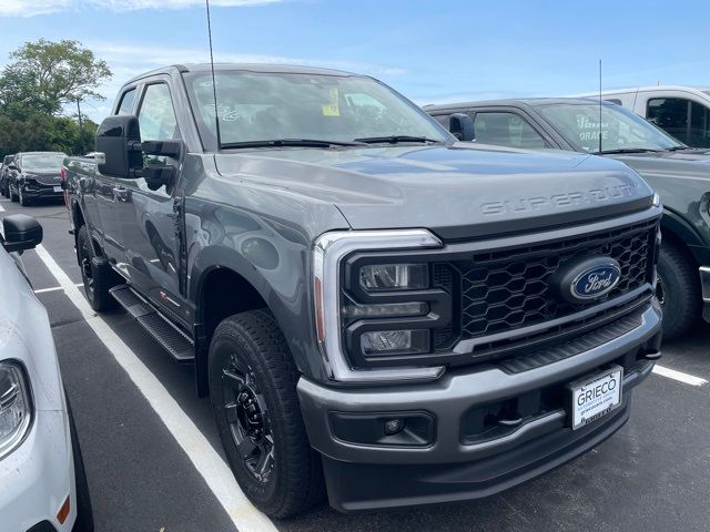 2024 Ford F-350 Lariat