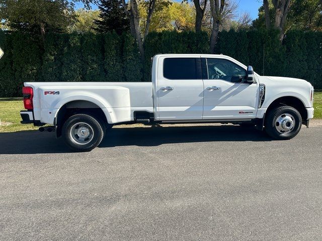 2024 Ford F-350 Platinum