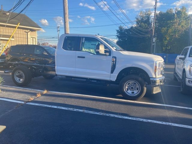 2024 Ford F-350 XL