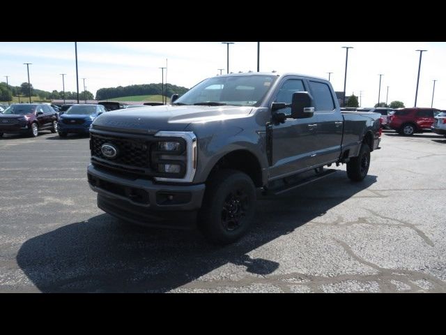 2024 Ford F-350 XLT