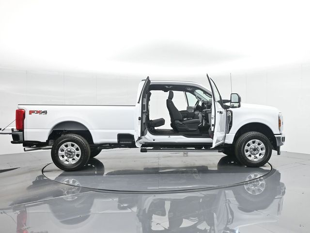 2024 Ford F-350 XLT