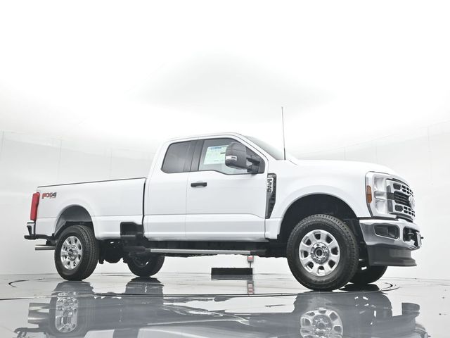 2024 Ford F-350 XLT