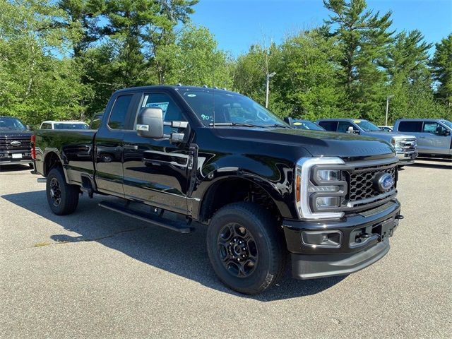 2024 Ford F-350 XL