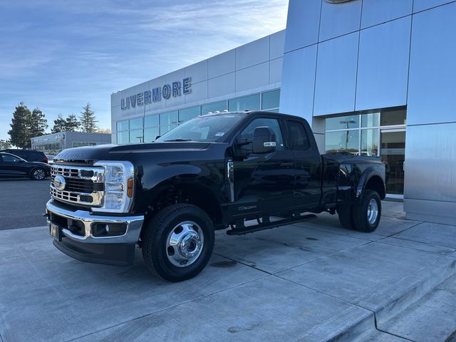 2024 Ford F-350 XLT