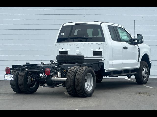 2024 Ford F-350 XLT