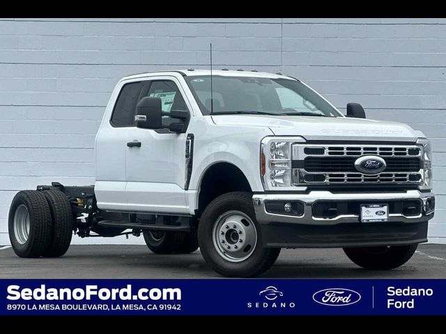 2024 Ford F-350 XLT