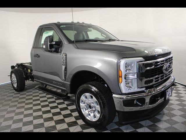 2024 Ford F-350 XLT