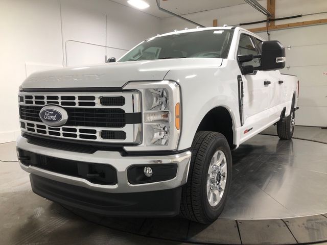 2024 Ford F-350 XLT