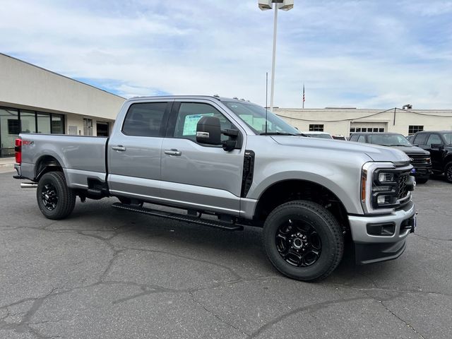 2024 Ford F-350 XLT