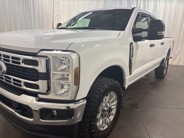 2024 Ford F-350 XLT