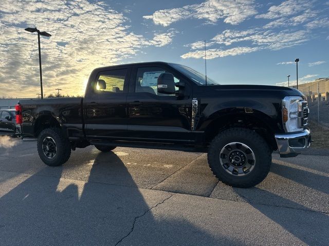 2024 Ford F-350 XLT