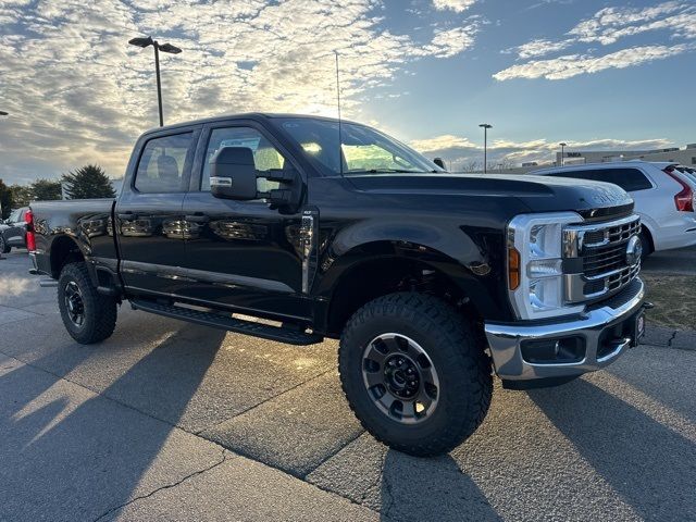 2024 Ford F-350 XLT