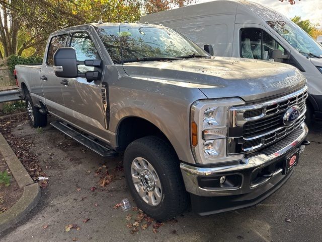 2024 Ford F-350 XLT