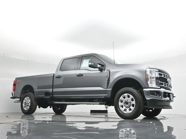 2024 Ford F-350 XLT