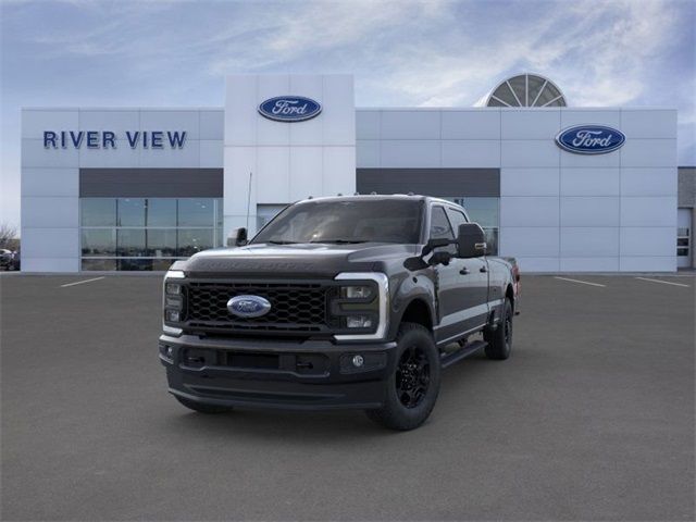 2024 Ford F-350 XLT