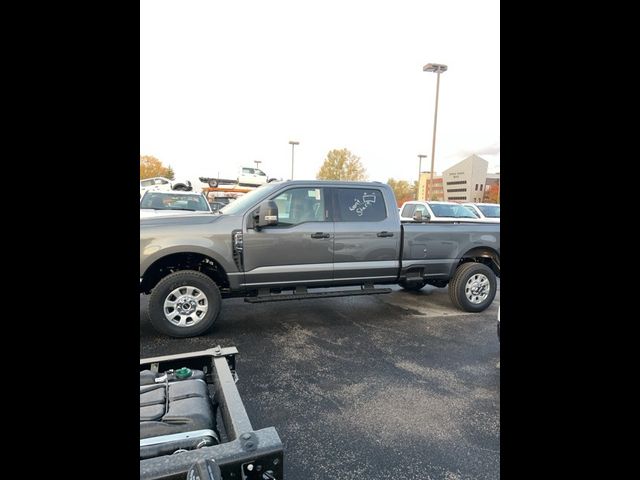 2024 Ford F-350 XLT