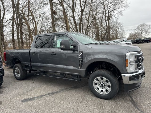 2024 Ford F-350 XLT