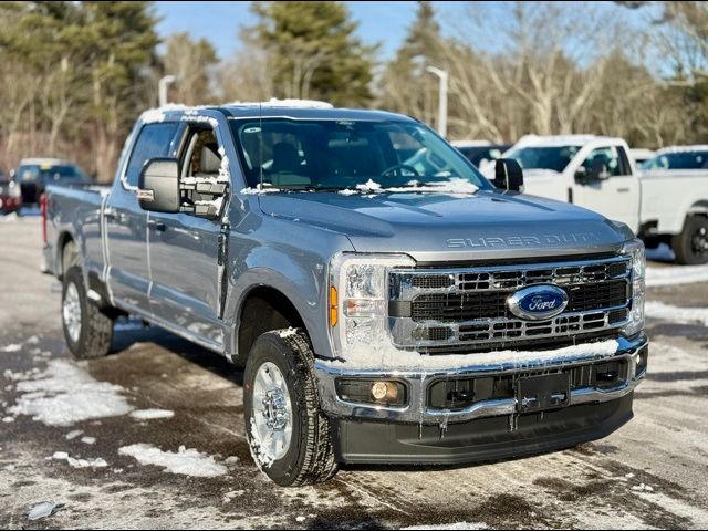 2024 Ford F-350 XLT