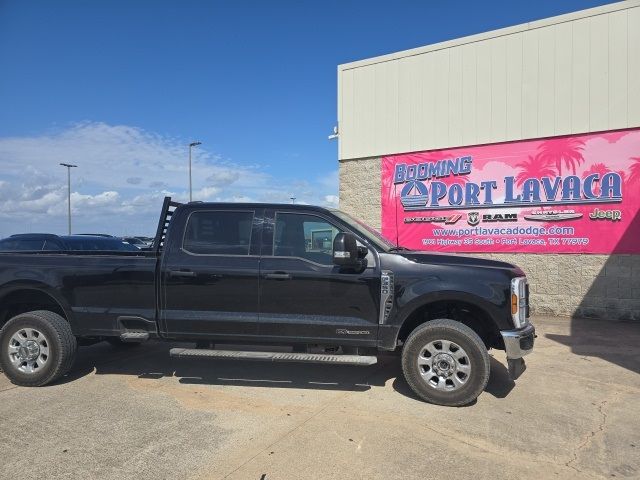 2024 Ford F-350 XLT