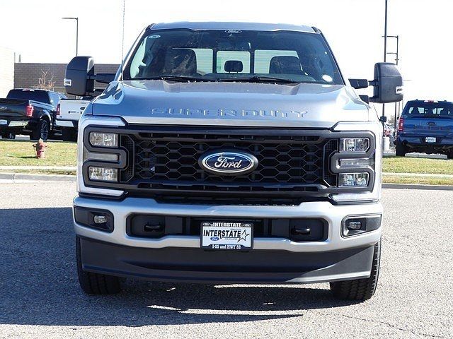 2024 Ford F-350 XLT