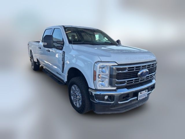2024 Ford F-350 XLT