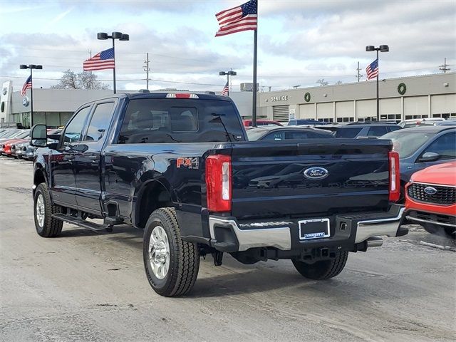 2024 Ford F-350 XLT