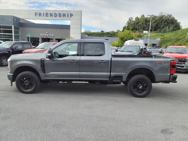 2024 Ford F-350 XLT