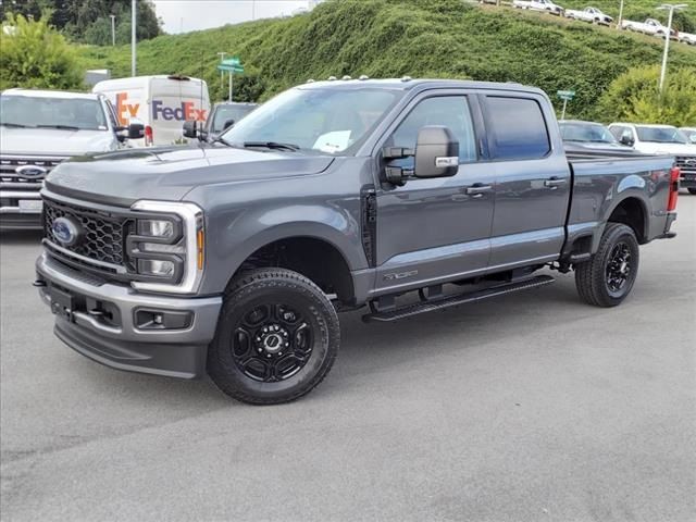 2024 Ford F-350 XLT