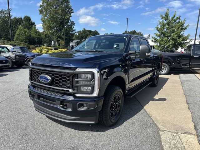 2024 Ford F-350 XLT