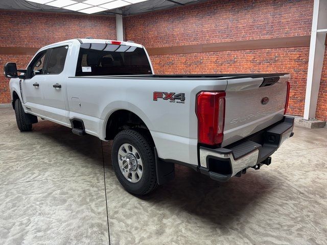 2024 Ford F-350 XLT