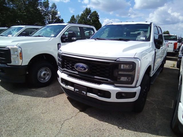 2024 Ford F-350 XLT