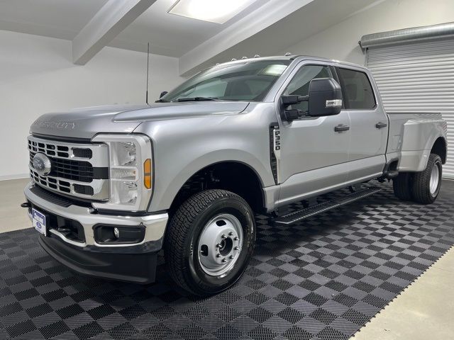 2024 Ford F-350 XLT