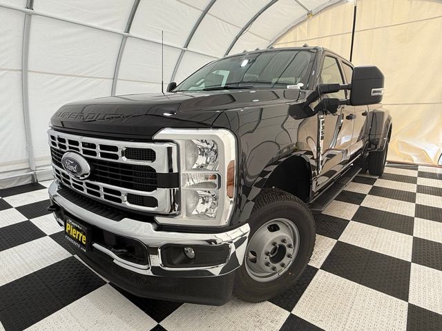 2024 Ford F-350 XLT