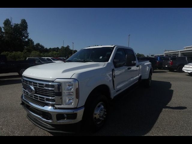 2024 Ford F-350 XLT