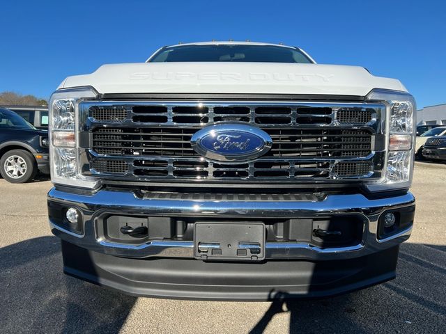 2024 Ford F-350 XLT