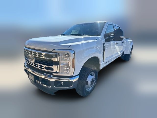 2024 Ford F-350 XLT